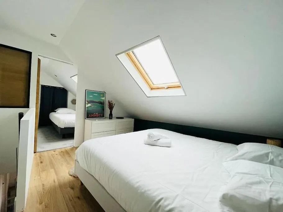 Charmante Maisonnette Avec Terrasse Et Jolie Vue - 5 Min A Pied Du Lac Annecy 0*,