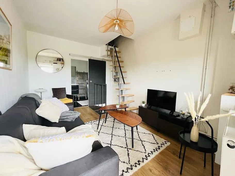 Apartment Charmante Maisonnette Avec Terrasse Et Jolie Vue - 5 Min A Pied Du Lac Annecy